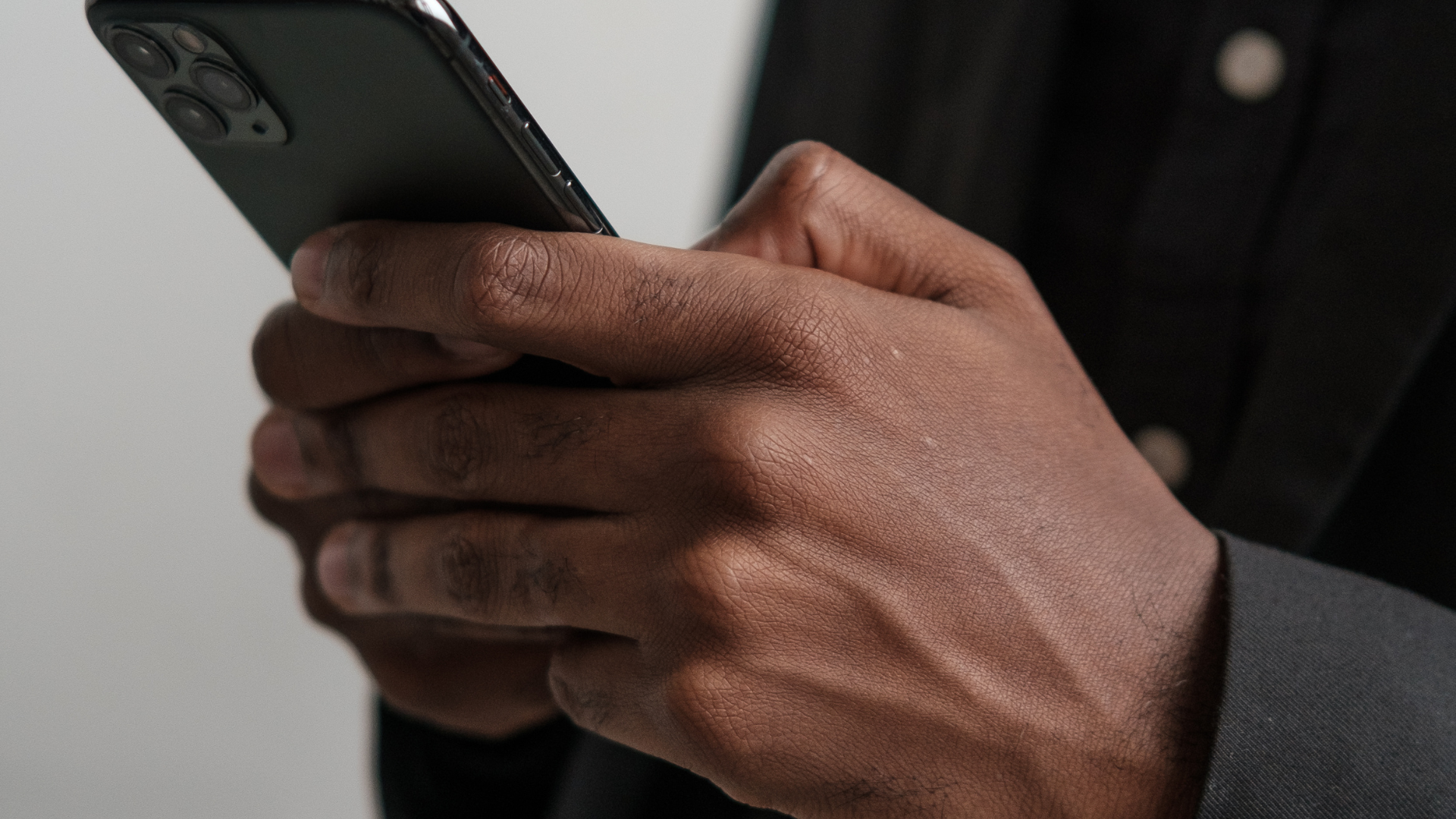 Cloud landing zone with guardrails diagram